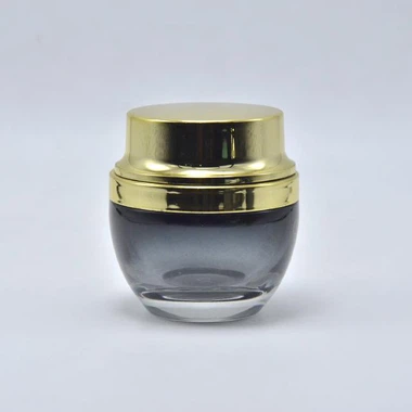 في مسح رسمي في العالم يظهر: الزجاجات لا تزال تحظى بشعبية كبيرة